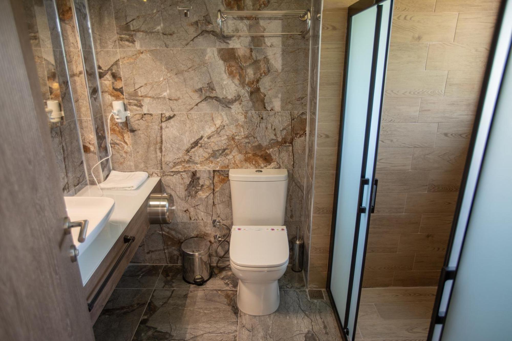 E87 Highway Otel Ören Екстериор снимка
