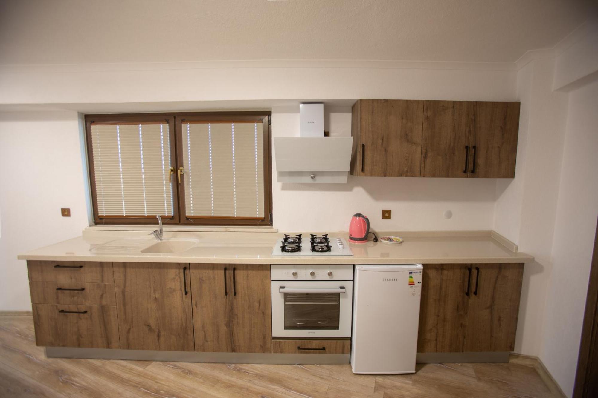 E87 Highway Otel Ören Екстериор снимка