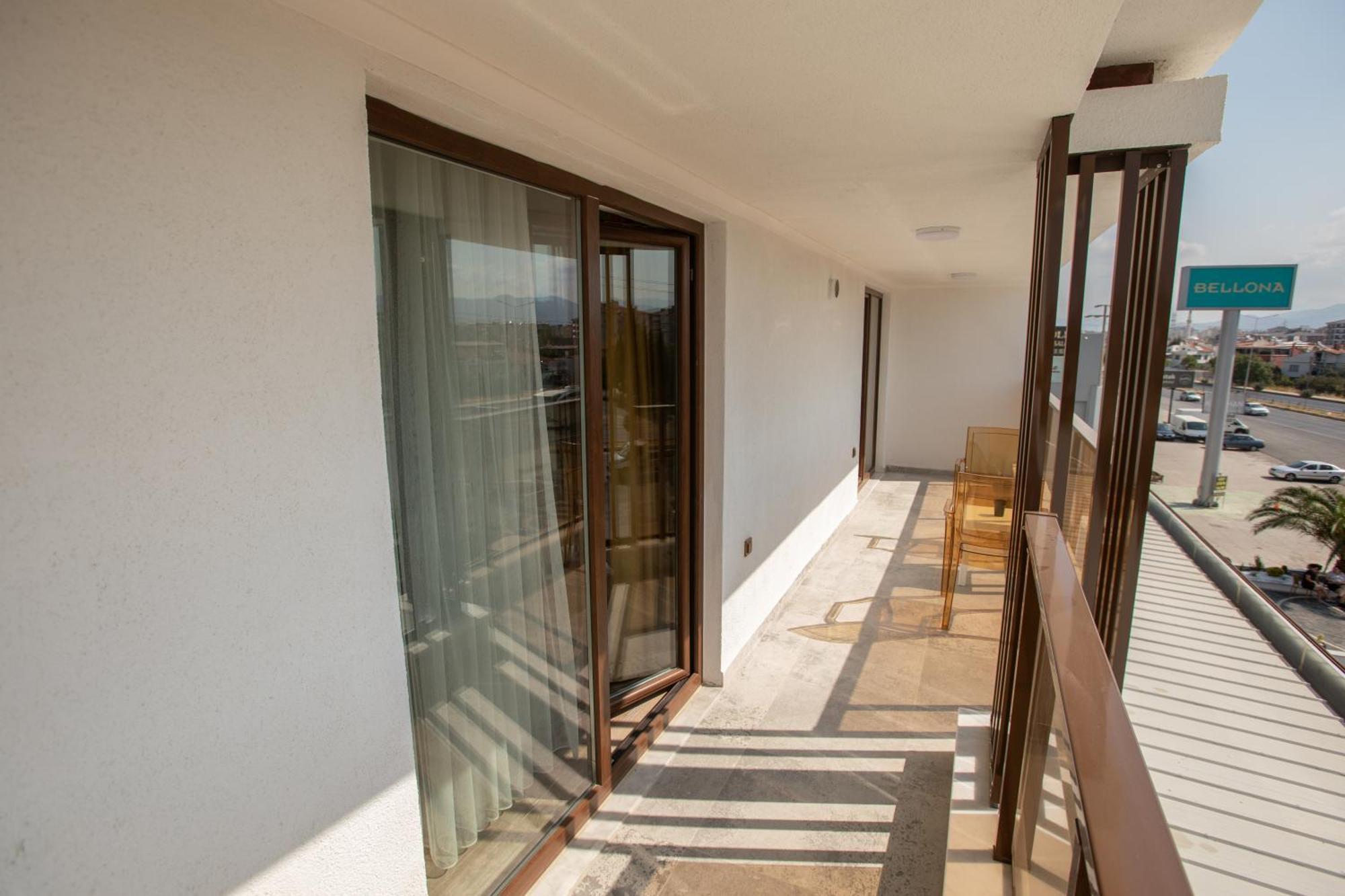 E87 Highway Otel Ören Екстериор снимка
