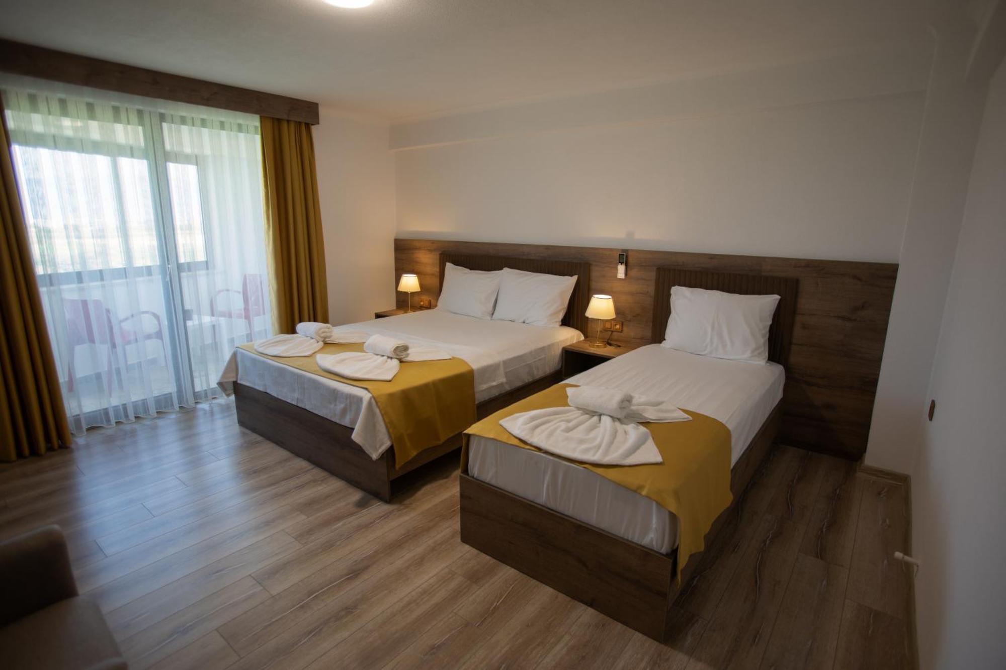 E87 Highway Otel Ören Екстериор снимка