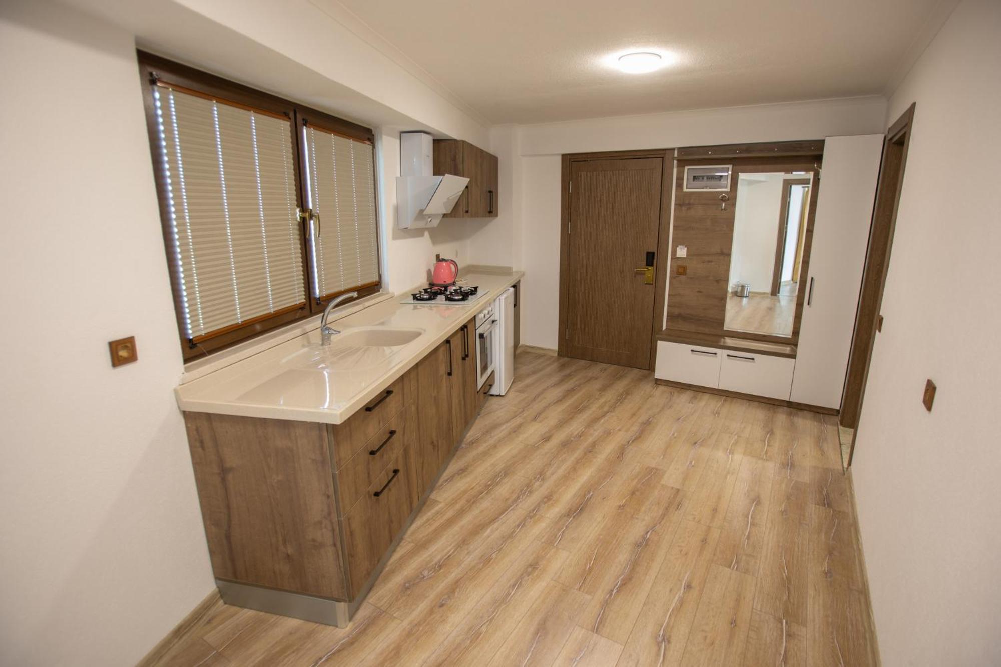 E87 Highway Otel Ören Екстериор снимка
