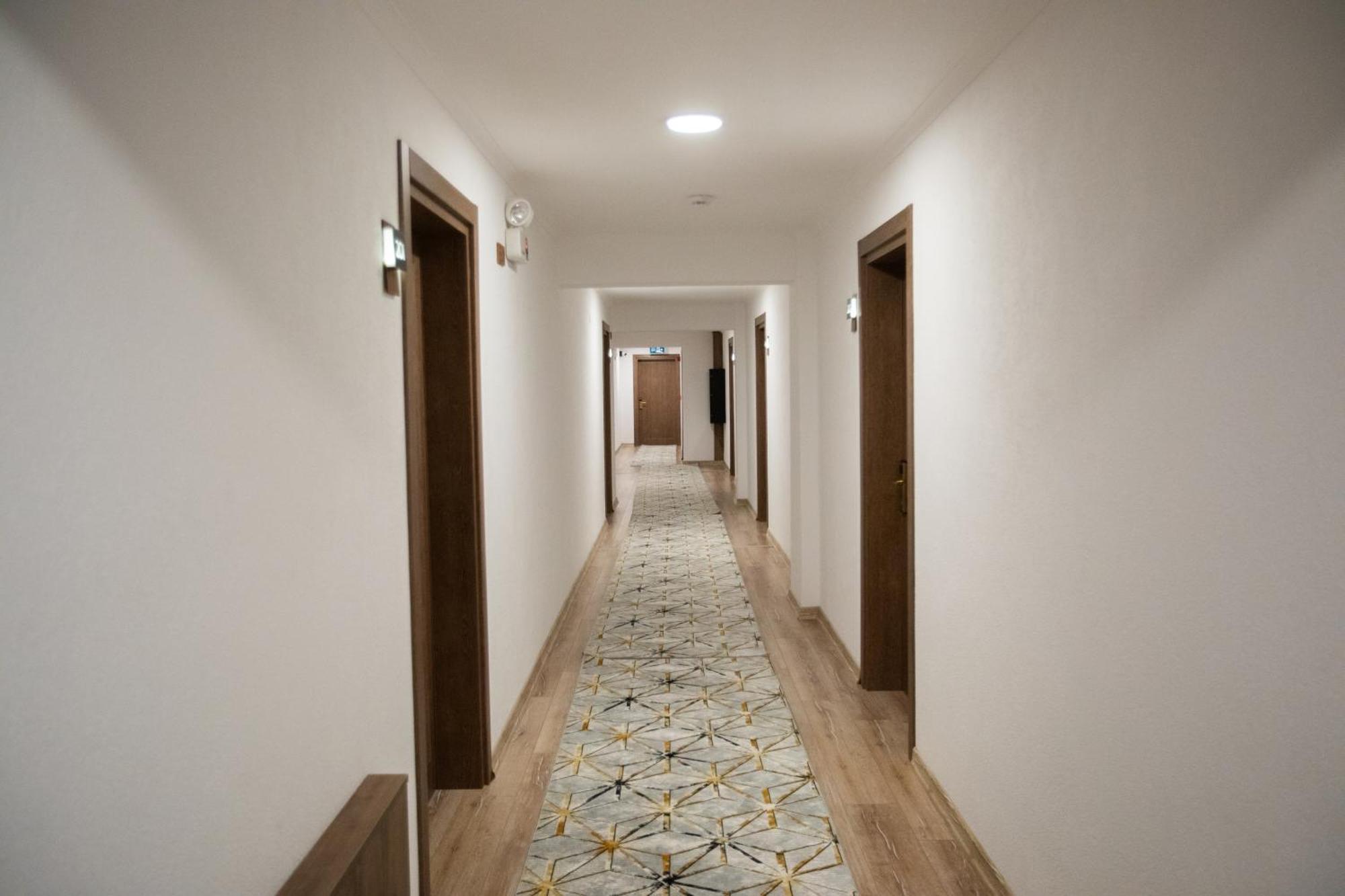 E87 Highway Otel Ören Екстериор снимка